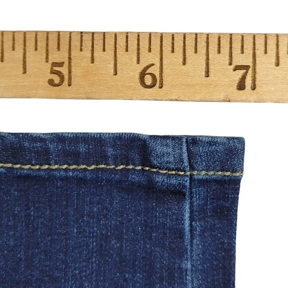 NYDJ Capri Jeans Size 6 30X18 Dark Wash Side Slit Mid Rise Denim Stretch - Picture 12 of 13
